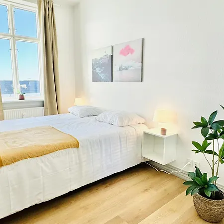 Aday - Modern In The Center *